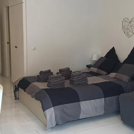 Estudio Vacacional Minerva 27 *
